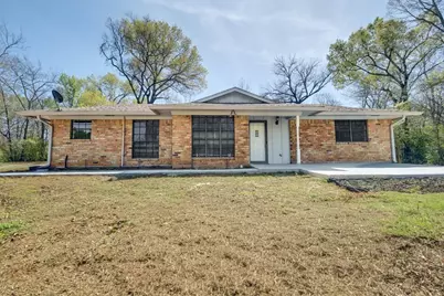 1112 Swanson Drive, Palestine, TX 75801 - Photo 9