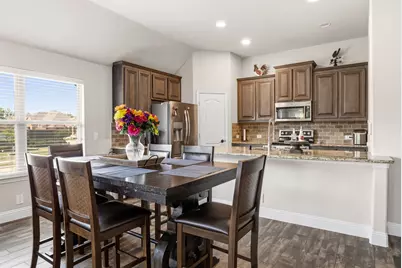 317 Thompson Drive, Van Alstyne, TX 75495 - Photo 7