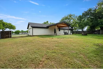 4238 Martin Luther King Freeway, Fort Worth, TX 76119 - Photo 13
