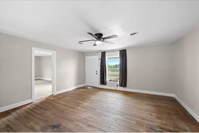 4238 Martin Luther King Freeway, Fort Worth, TX 76119 - Photo 15