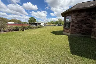 8640 Baker Rd, Beaumont, TX 77707 - Photo 25