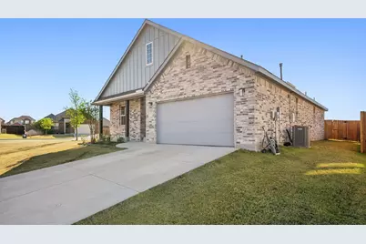 1 Covey Lane, Sanger, TX 76266 - Photo 5