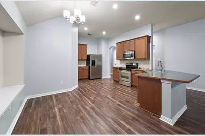 915 Seider Lane, Grand Prairie, TX 75052 - Photo 5