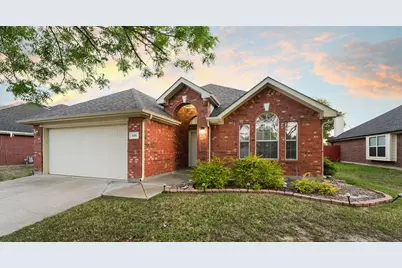 915 Seider Lane, Grand Prairie, TX 75052 - Photo 1