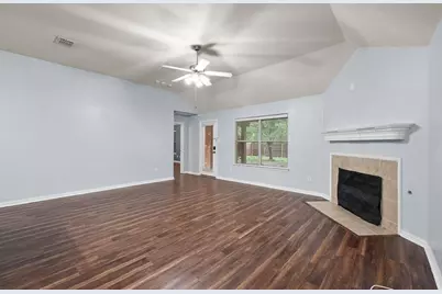 915 Seider Lane, Grand Prairie, TX 75052 - Photo 7