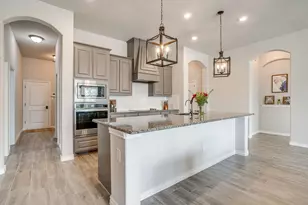 1616 Glade Meadows Dr, Burleson, TX 76058 - Photo 13