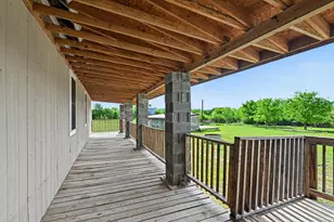 6694 Hutcheson Hill Rd, Springtown, TX 76082 - Photo 23