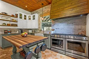 115 N 1st St, Midlothian, TX 76065 - Photo 3