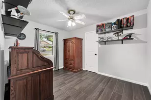 1105 Simpson Terrace, Bedford, TX 76021 - Photo 17