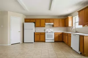 100 Pinnacle Cir, Aledo, TX 76008 - Photo 11