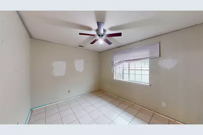 5213 Mimi Court, Dallas, TX 75211 - Photo 19