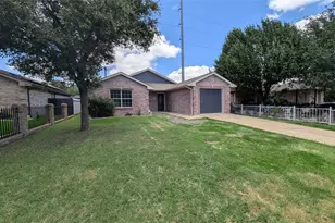 5213 Mimi Ct, Dallas, TX 75211 - Photo 3