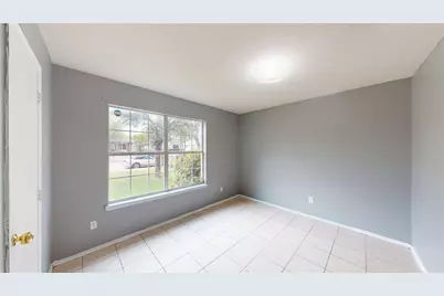 5213 Mimi Court, Dallas, TX 75211 - Photo 17