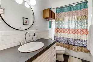 6926 Santa Monica Dr, Dallas, TX 75223 - Photo 9