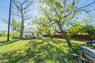 8 Chaparral Ln, Breckenridge, TX 76424 - Photo 39