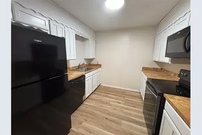 1008 Poplar Street #1010, Benbrook, TX 76126 - Photo 5