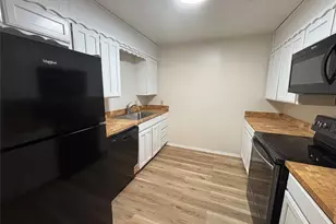 1008 Poplar St, Benbrook, TX 76126 - Photo 5