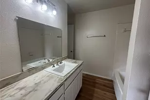 1008 Poplar St, Benbrook, TX 76126 - Photo 9