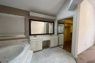 1349 Barclay Dr, Carrollton, TX 75007 - Photo 5