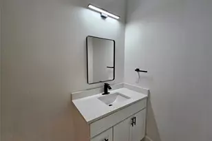 2374 Southwood Dr, Dallas, TX 75224 - Photo 33