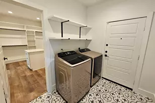 2374 Southwood Dr, Dallas, TX 75224 - Photo 25