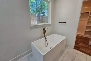 2374 Southwood Dr, Dallas, TX 75224 - Photo 21