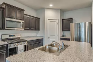 16625 Portage St, Justin, TX 76247 - Photo 7