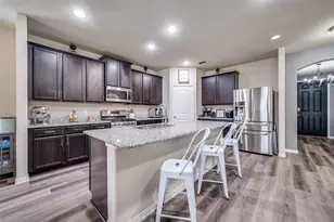 1701 Ridge Creek Ln, Aubrey, TX 76227 - Photo 9