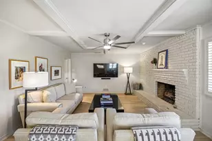 9933 Vistadale Dr, Dallas, TX 75238 - Photo 13