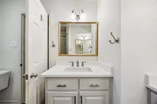 9933 Vistadale Dr, Dallas, TX 75238 - Photo 21
