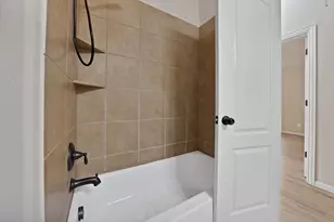 8118 La Frontera Trail, Arlington, TX 76002 - Photo 17