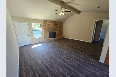 7528 Meadowlark Lane N, Watauga, TX 76148 - Photo 5