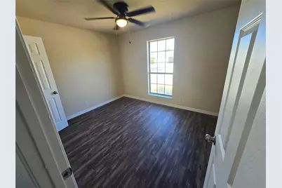 7528 Meadowlark Lane N, Watauga, TX 76148 - Photo 9