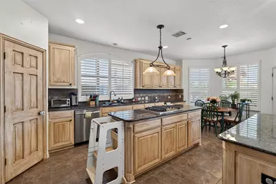 4209 Crestview Lane, Mansfield, TX 76063 - Photo 11