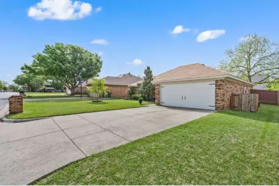 7524 Dana Lane, North Richland Hills, TX 76182 - Photo 39