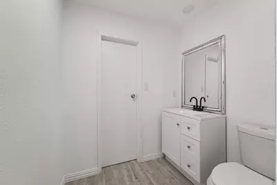 714 Colgate Circle, Garland, TX 75042 - Photo 11