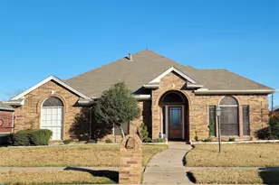 3306 Ashleaf Dr, Carrollton, TX 75007 - Photo 1