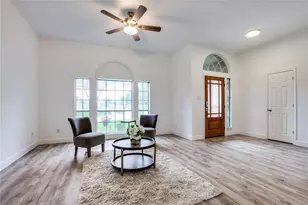 3306 Ashleaf Dr, Carrollton, TX 75007 - Photo 3