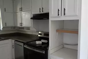 6432 Summit Ridge Dr, Watauga, TX 76148 - Photo 5