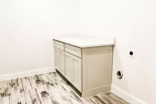 201 Bluff Ct, Godley, TX 76044 - Photo 13