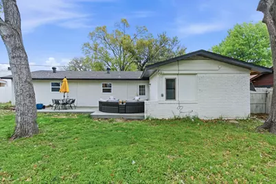 1920 Canterbury Street, Irving, TX 75062 - Photo 39