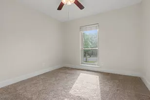 5926 Rosehill Rd, Garland, TX 75043 - Photo 19