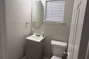 701 N Mirick Ave, Denison, TX 75020 - Photo 13