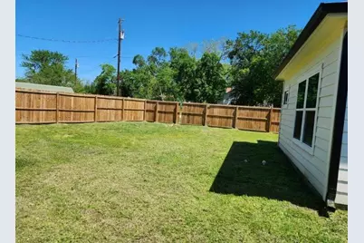 817 E Jefferson Street, Sulphur Springs, TX 75482 - Photo 5