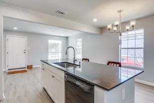 2627 Sharon St, Dallas, TX 75211 - Photo 9