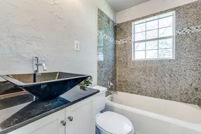 2627 Sharon Street, Dallas, TX 75211 - Photo 13