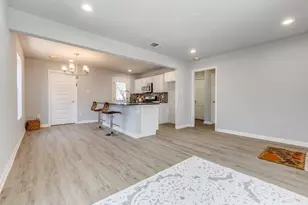 2627 Sharon St, Dallas, TX 75211 - Photo 3