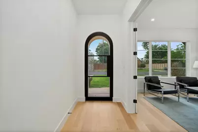 2414 Grigsby Avenue, Dallas, TX 75204 - Photo 3