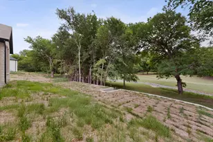 42101 Crooked Stick Dr, Whitney, TX 76692 - Photo 21