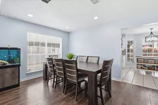 2211 Cromwell Dr, Arlington, TX 76018 - Photo 7